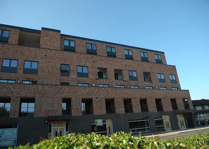 Canary Heights Barking 