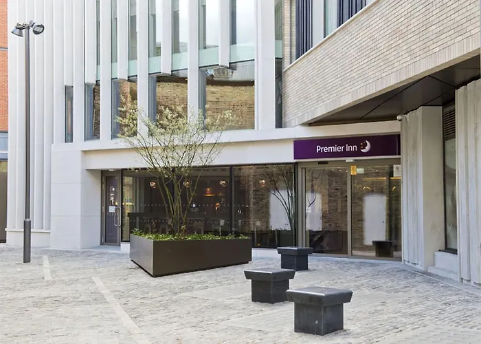Premier Inn Southwark Borough High St London